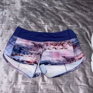 Lululemon multicolor Speed Up Short size 6